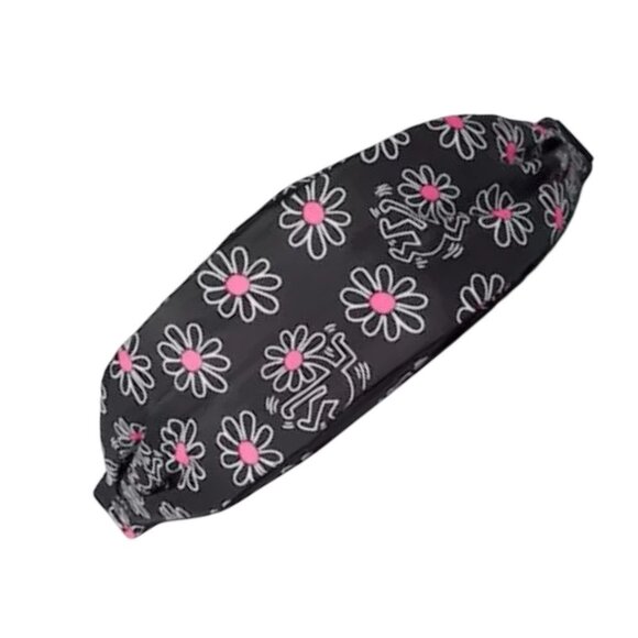 Keith Haring x Uniqlo Round Mini Shoulder Bag Limited Edition Black Graffiti NWT - Picture 4 of 4